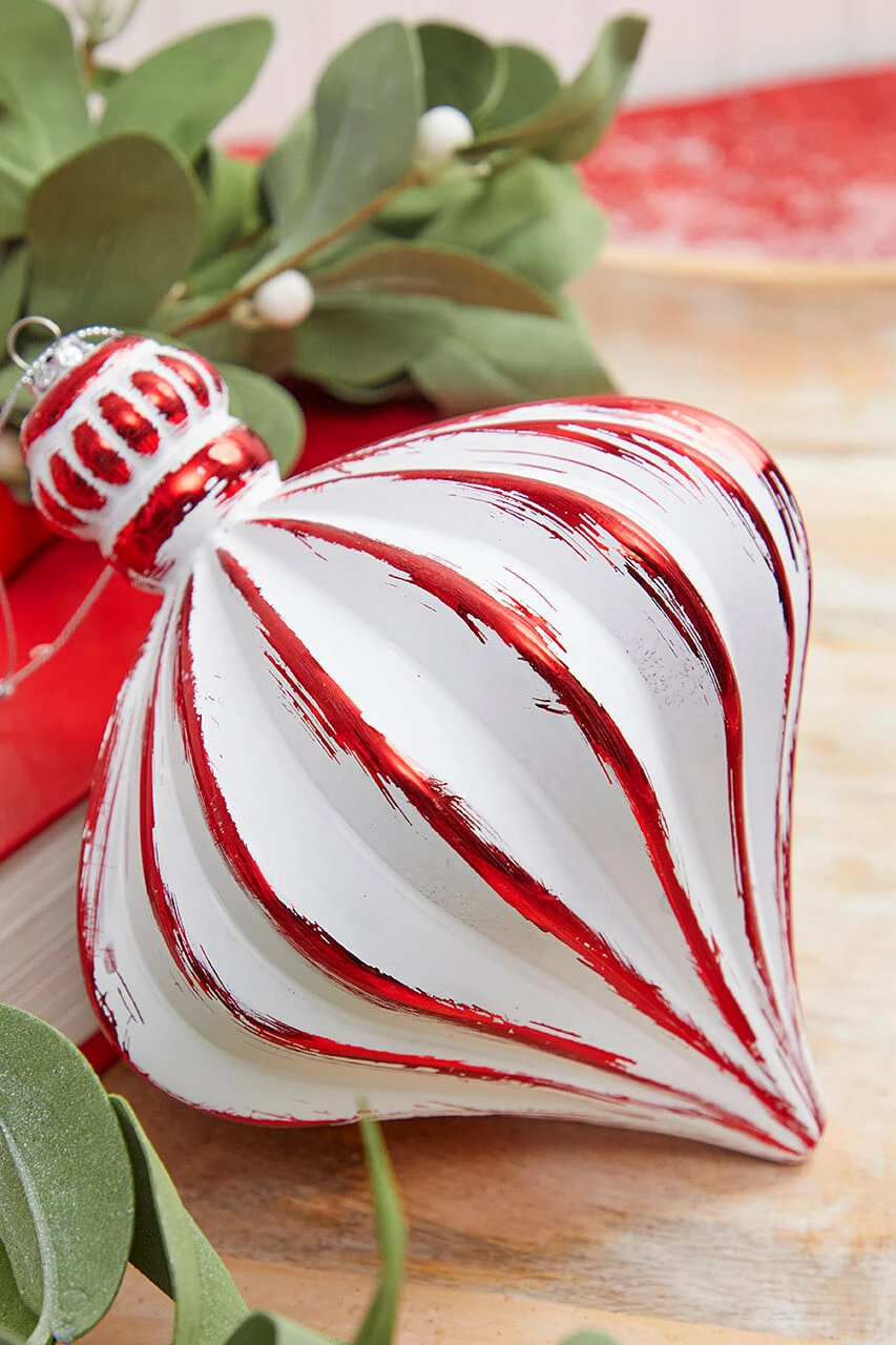 7" White & Red Matte Metallic Onion - Image 2