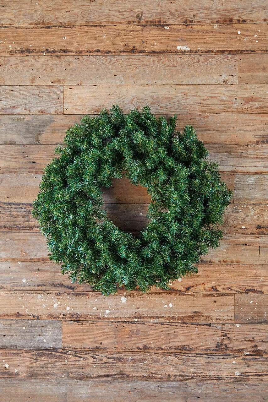 36β Unlit Norway Pine Wreath