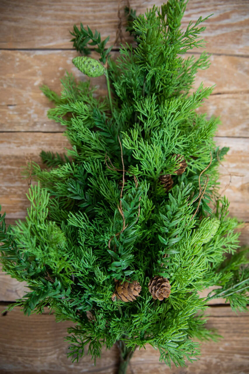 32β Christmas Cedar/Hemlock Swag - Image 3