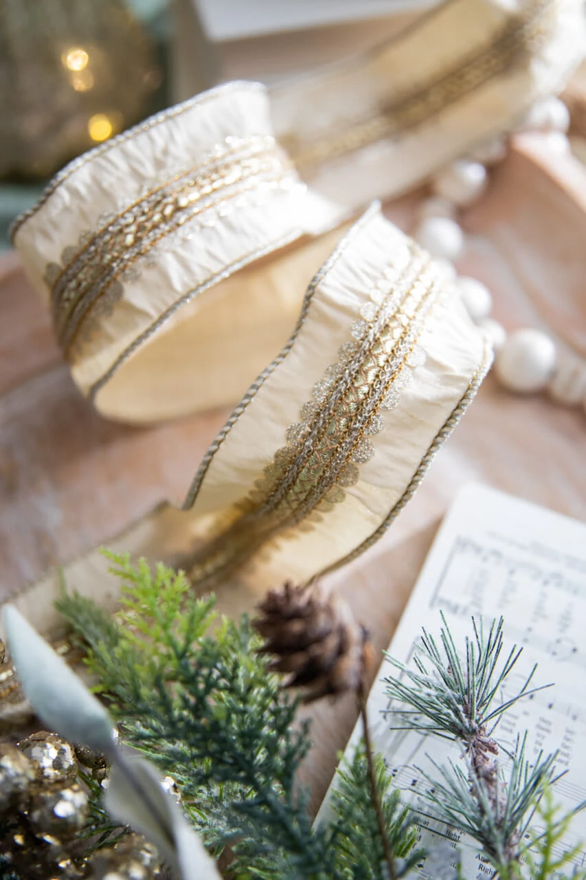 2.5β X 5 Yard Scalloped Braid Dupion Ribbon - Cream/Gold - Image 2