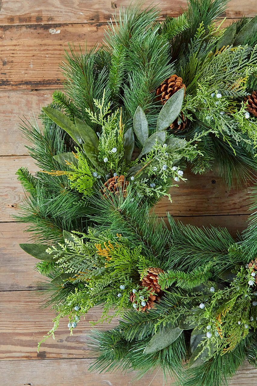 30" Juniper/Cedar Mix Pine/Bayleaf And Pinecone Wreath - Image 3