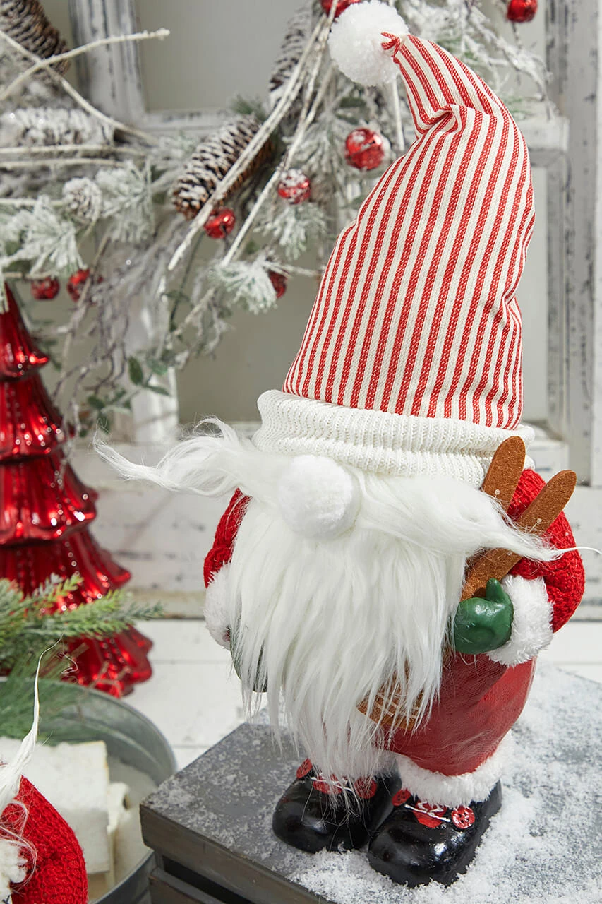 13β Resin Santa Gnome Figurine - Image 4