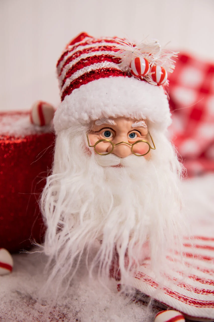 9β Santa Head Ornament - Image 4