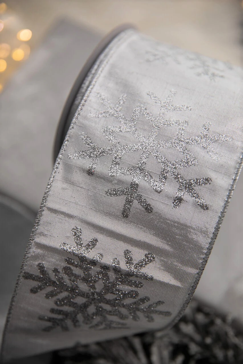 4β X 10 Yard Silver Glitter Snowflake On Lame Ribbon - Image 4