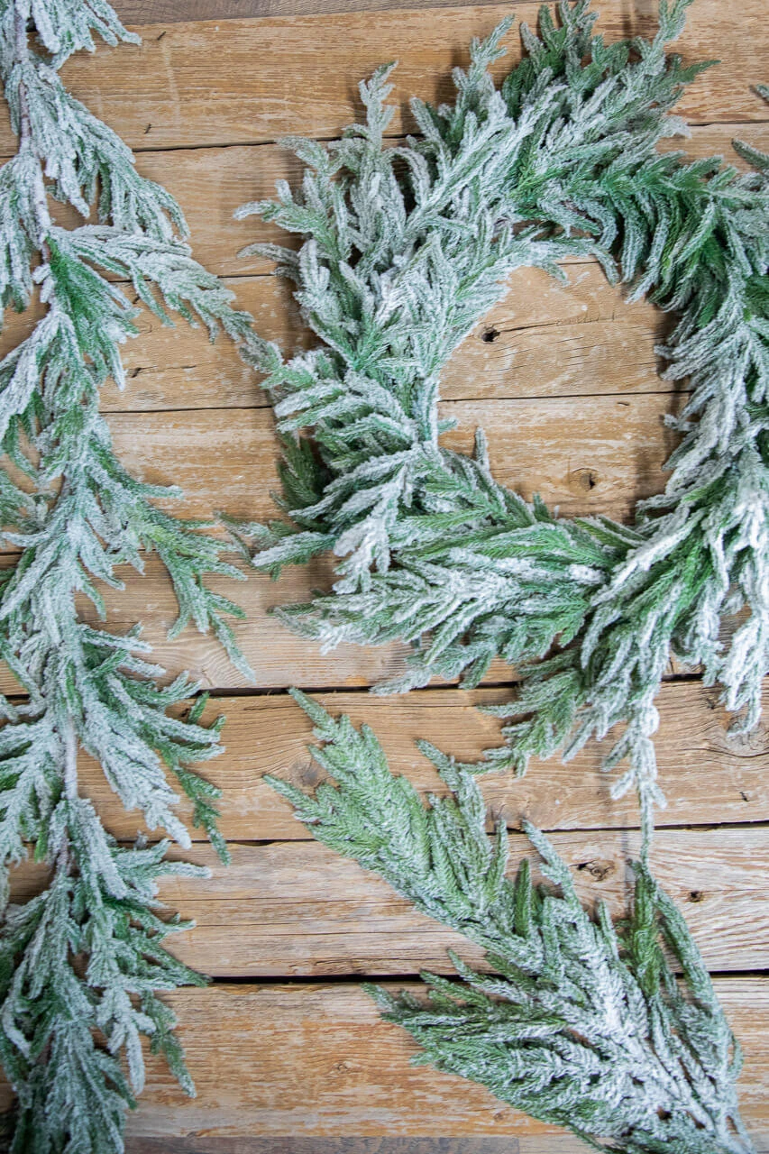 38β Real Touch Flocked Norfolk Spray - Image 3