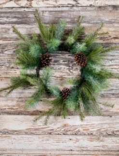 24β Iced Pine Wreath