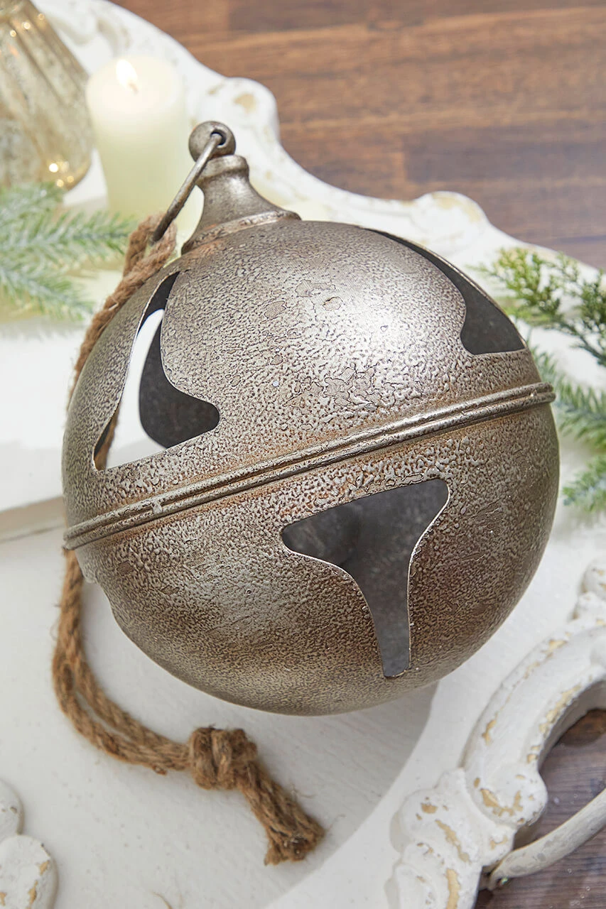 8β Metal Hanging Bell Ornament