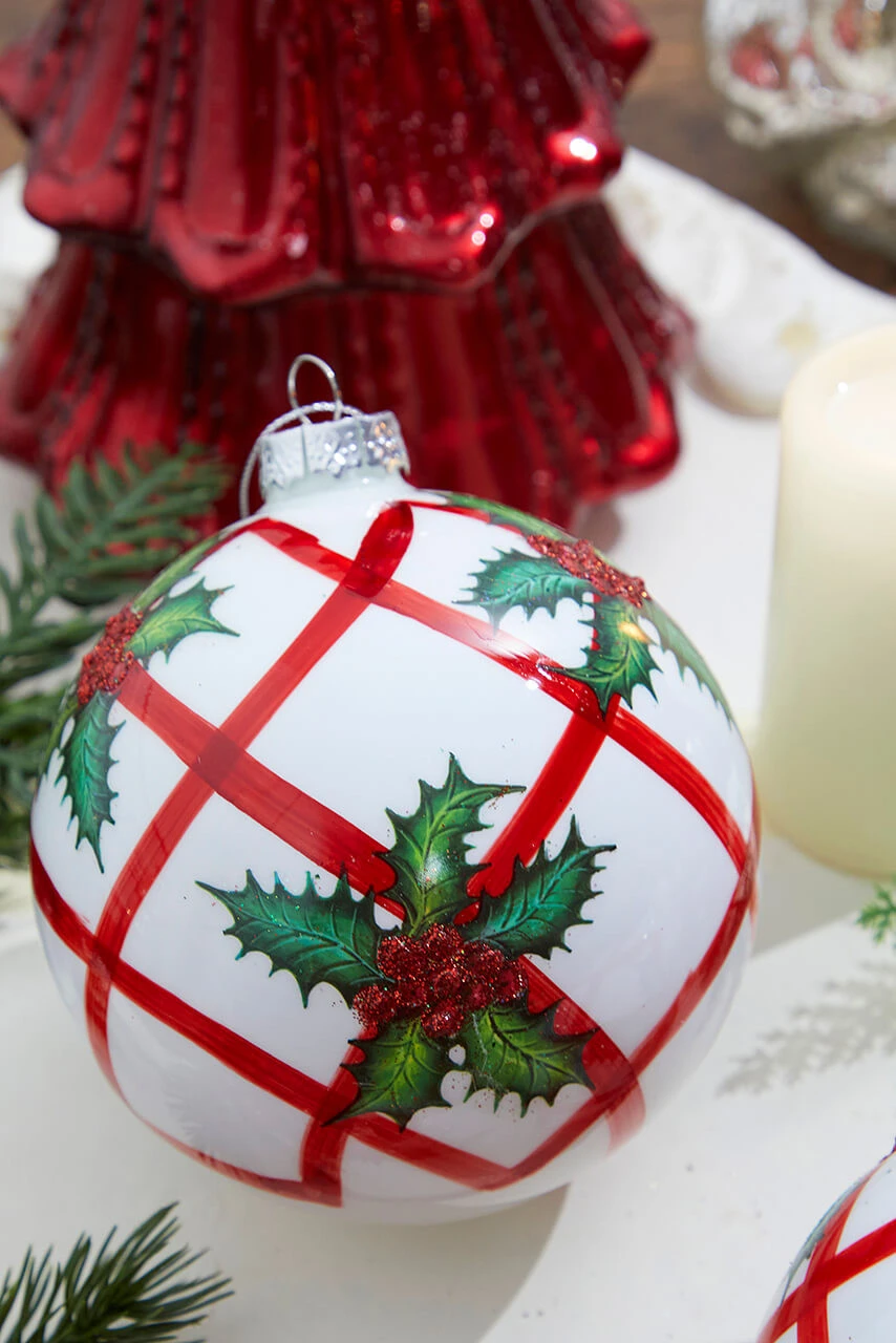 7" Glass Weave And Holly Ball/Finial Ornament - Image 3