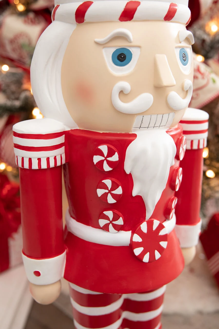 35.8β Resin Red And White Peppermint Nutcracker Decoration - Image 3