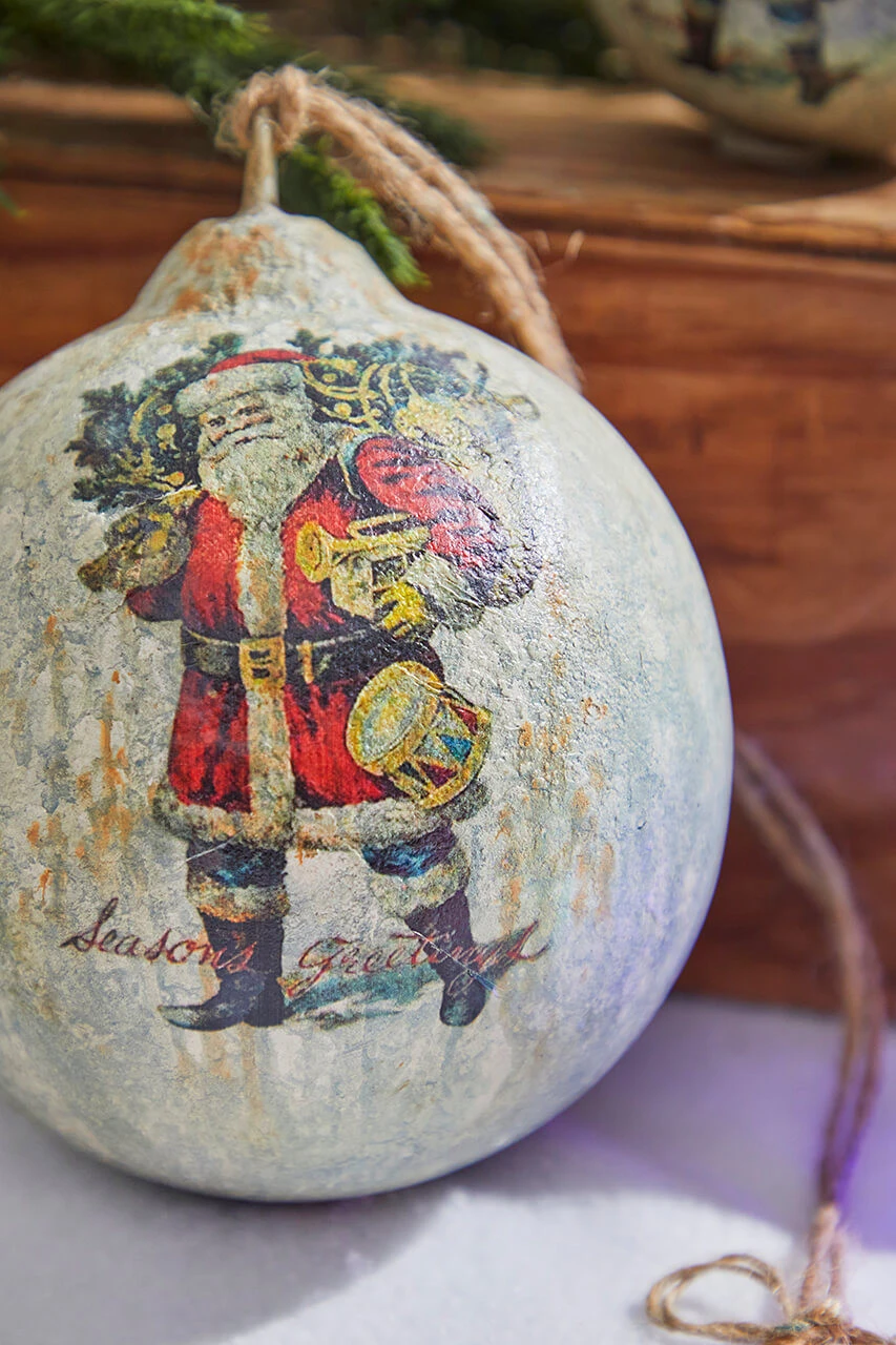 6β Glass Vintage Santa Bearing Gifts Ball Ornament - Image 2